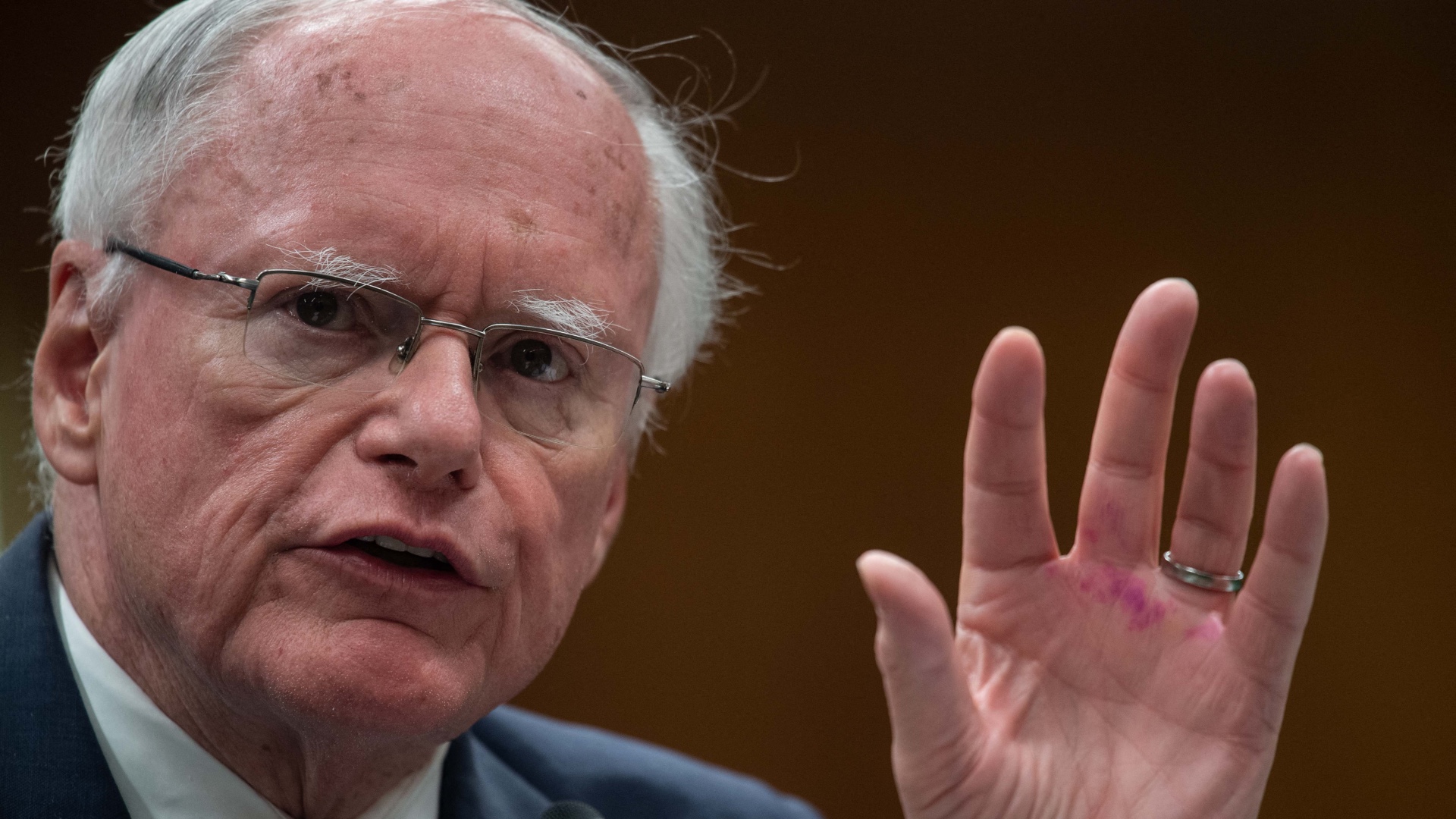 Former senior US diplomat urges Congress to keep US troops in Syria