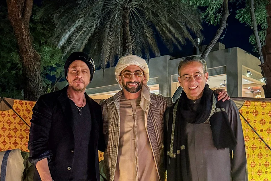 Look: UAE YouTuber Anas Bukhash meets Bollywood star Shah Rukh Khan