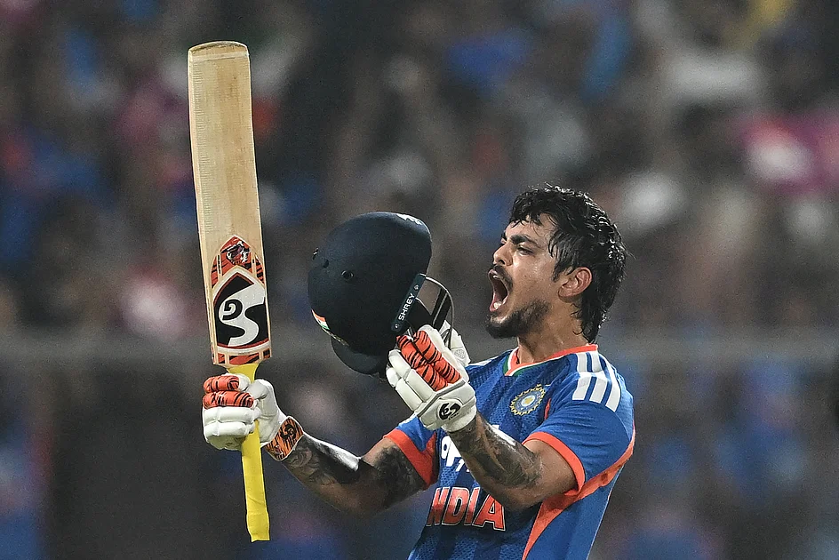 Kishan smashes 10 sixes as India crush New Zealand in T20 finale