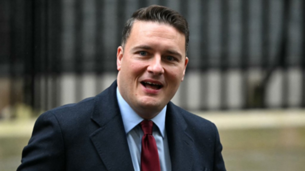 Wes Streeting privately said Israel committing war crimes, backed sanctions on ‘rogue state’