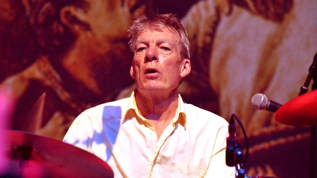 The Pogues drummer Andrew Ranken dead at 72