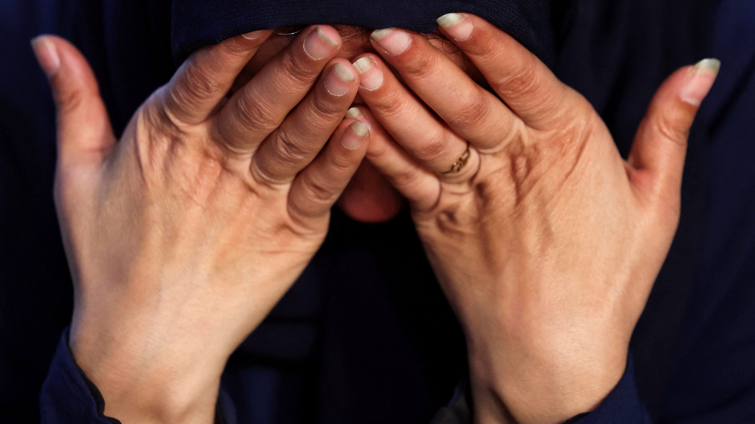 Israeli forces abuse Palestinians returning to Gaza at Rafah checkpoint