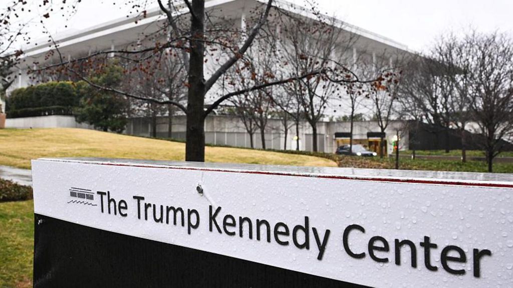 Kennedy Center head steps down after tumultuous year