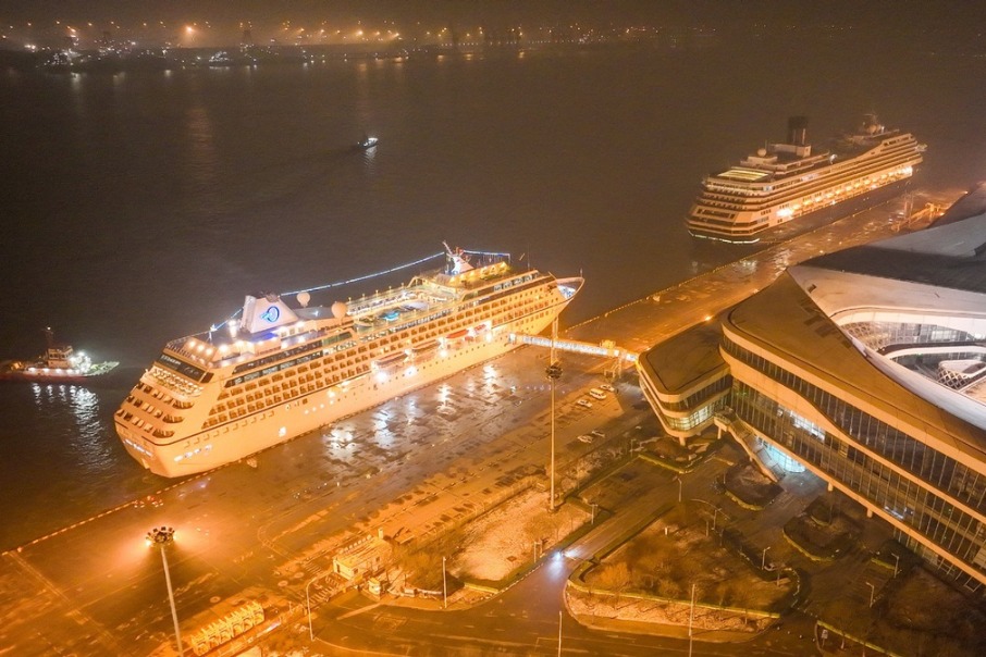 Visiting cruise ship arrives in Tianjin