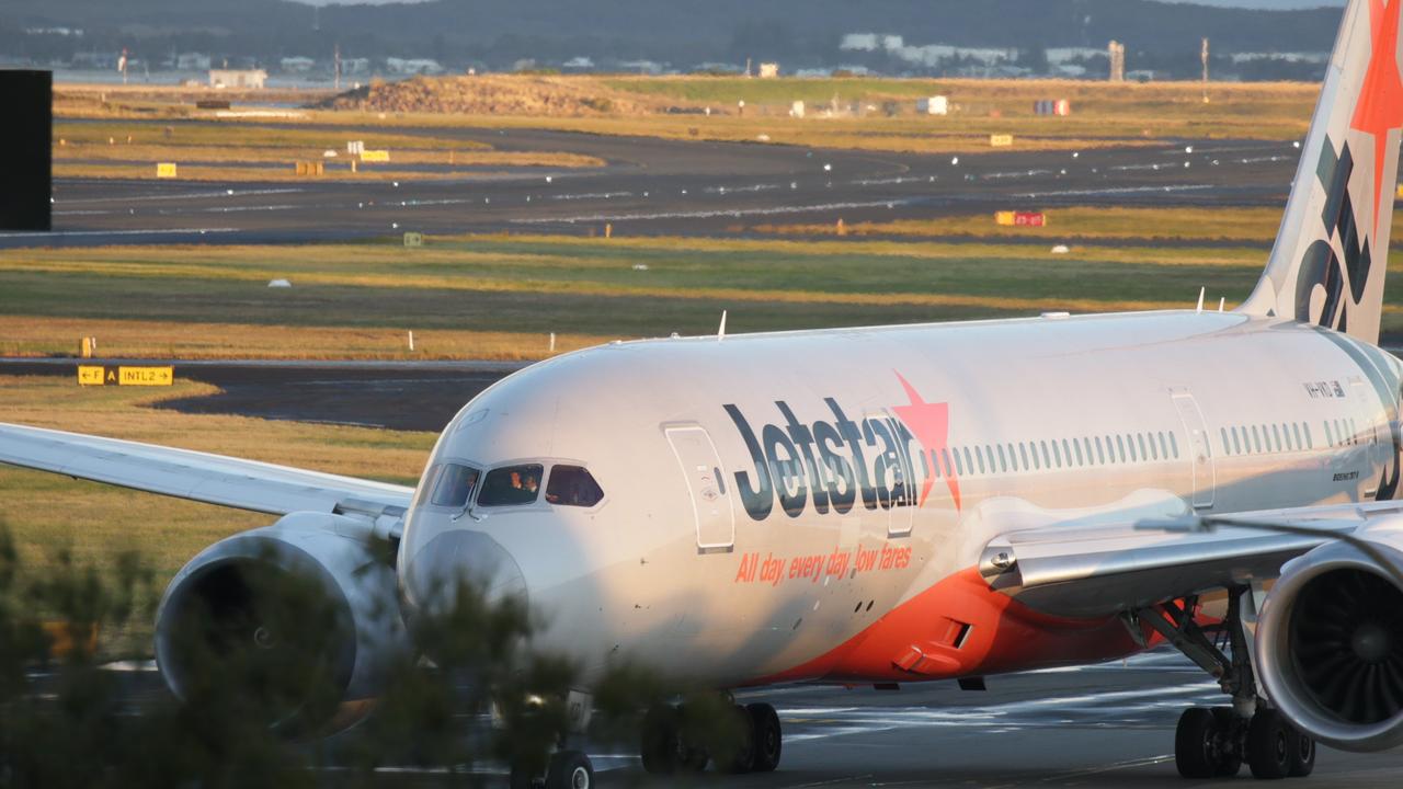 Jetstar announces 60k cheap fares to Aussie beaches in snap ‘Life’s a Beach Sale’