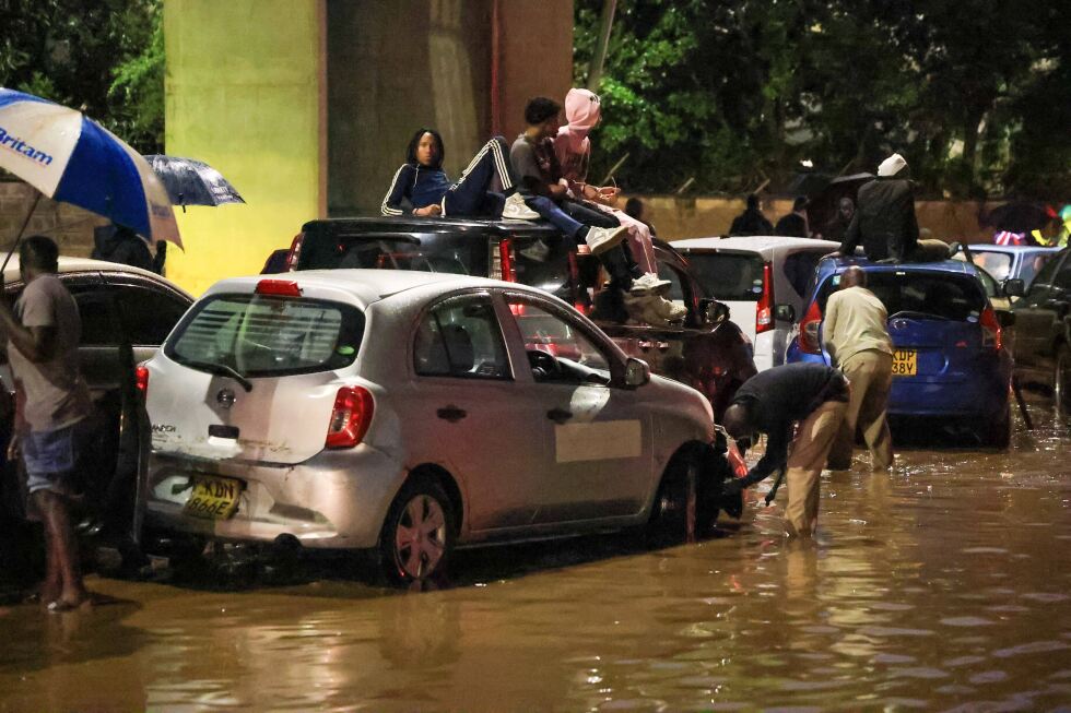 Motorists stranded and military deployed after heavy rains pound Kenyan capital overnight