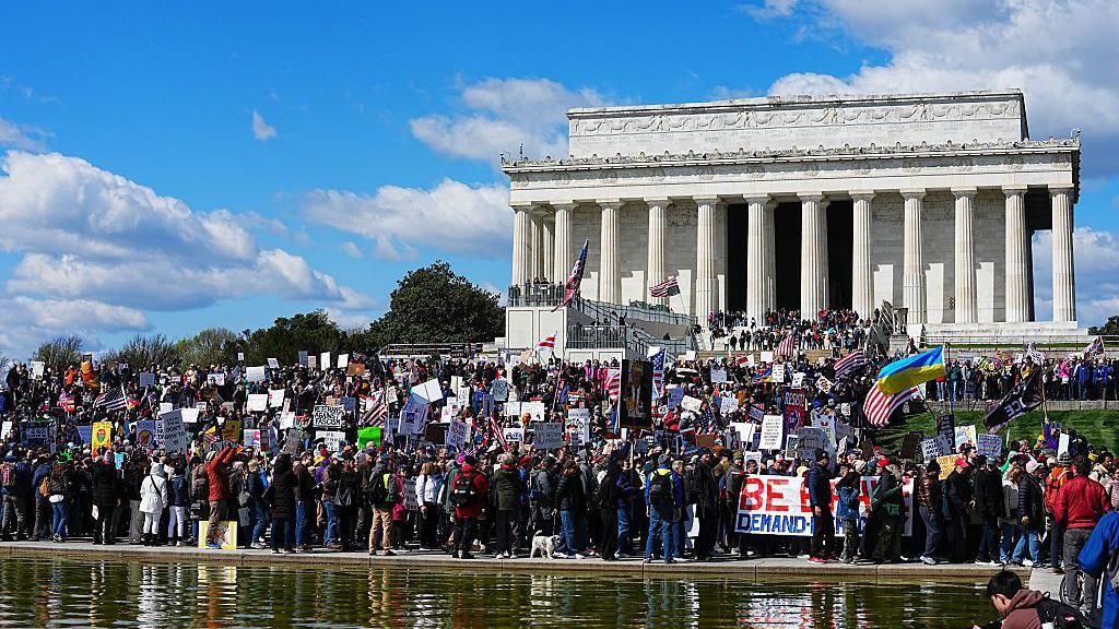 No Kings protests across the US rally against Donald Trump
