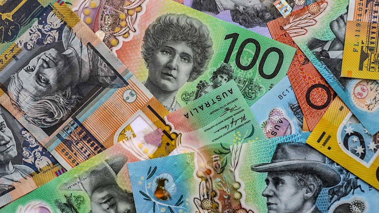 ASX faces more wild trading as plunging oil prices clash with rate hike fears