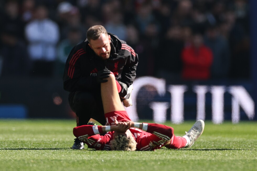 Ekitike injured early in Liverpool’s match at Brighton in Premier League