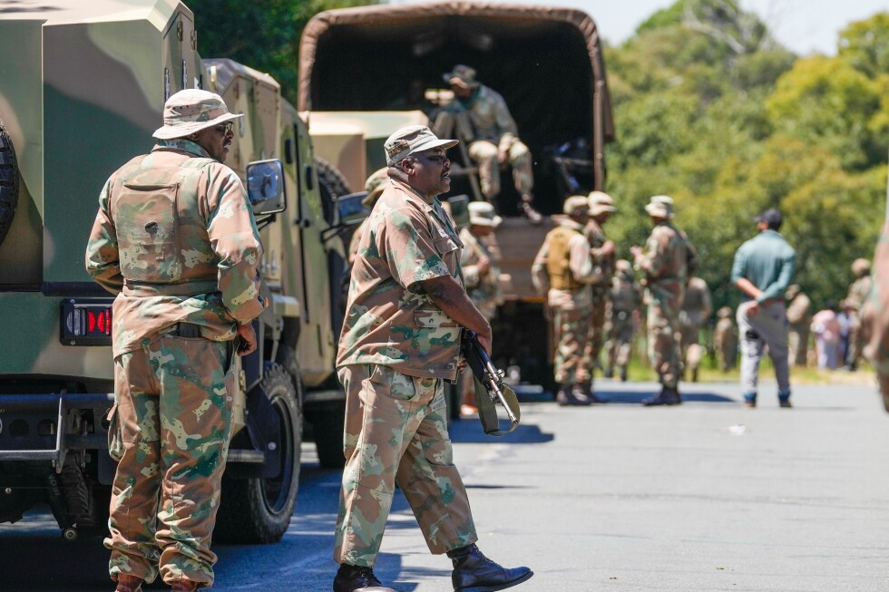South Africa deploys troops in Johannesburg to tackle organized crime