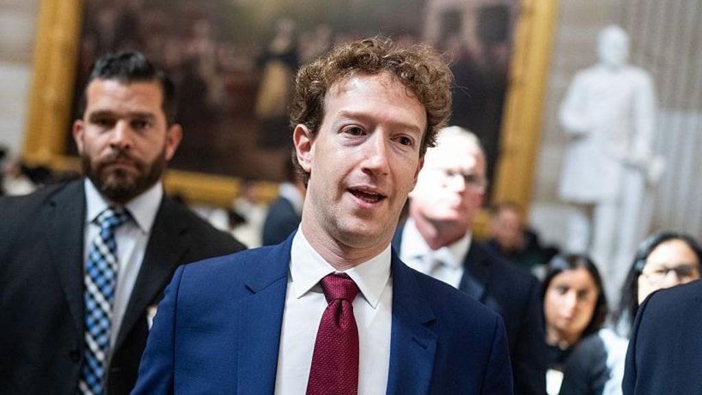‘We’re having a moment’ – fear and denial in Silicon Valley over social media addiction trial