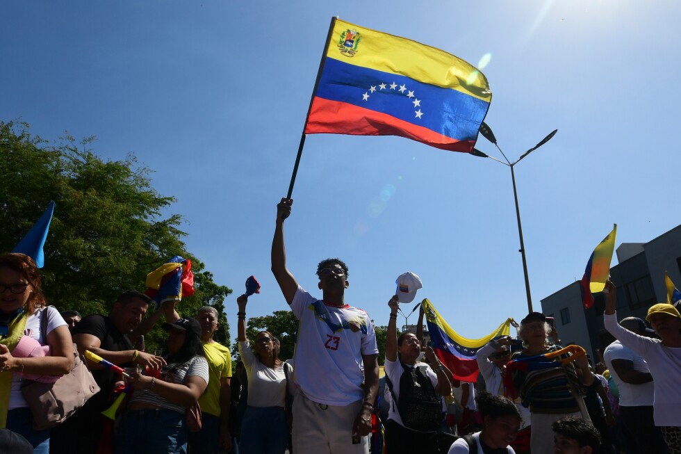 US and Venezuela agree to reestablish diplomatic relations in major shift after Maduro’s ouster