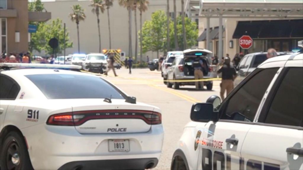 At least 10 injured in shooting at Louisiana shopping centre