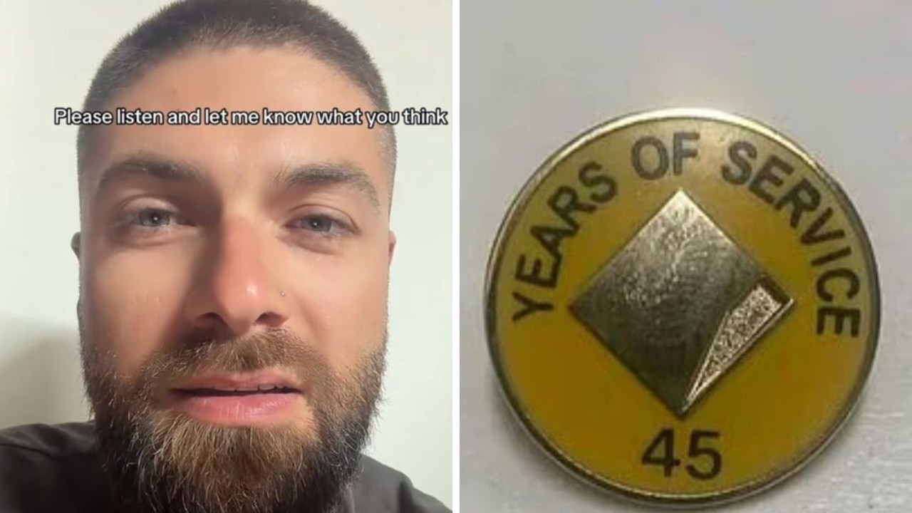 ‘Pathetic’: Son slams Commonwealth Bank for gifting mum marked pin, flowers  after 45 years of employment