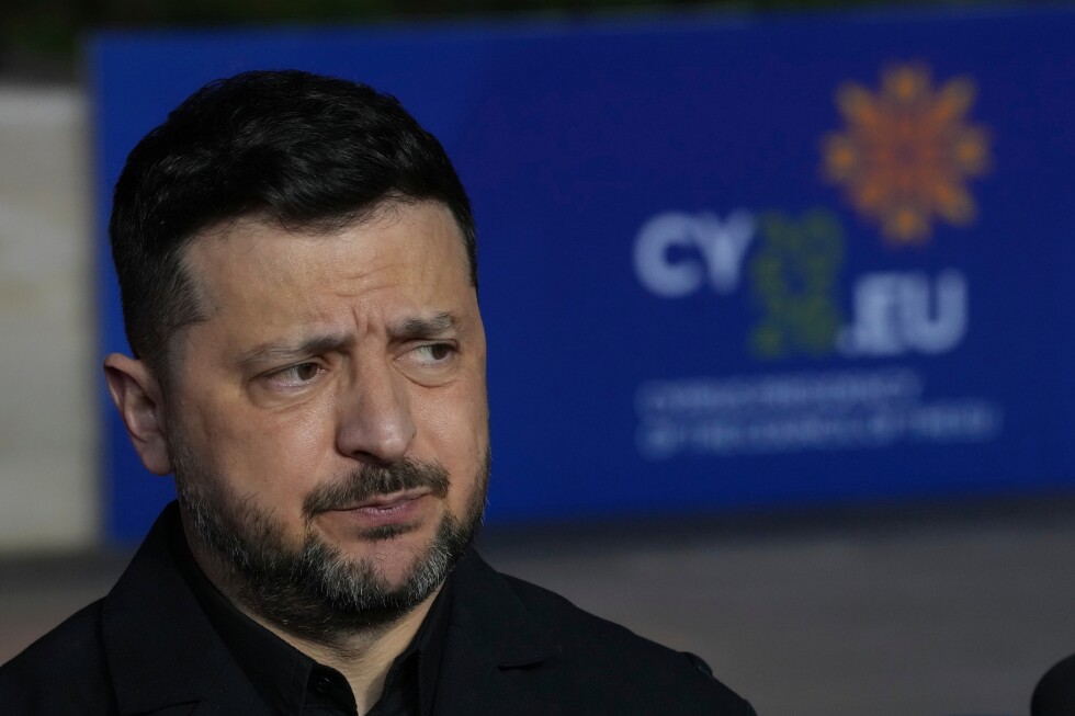 Zelenskyy says he’s seeking details of Putin’s May 9 ceasefire proposal