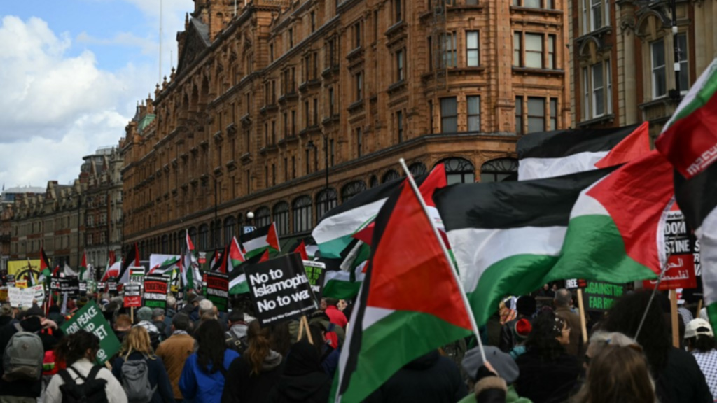 UK terror watchdog urges ‘moratorium’ on pro-Palestine marches