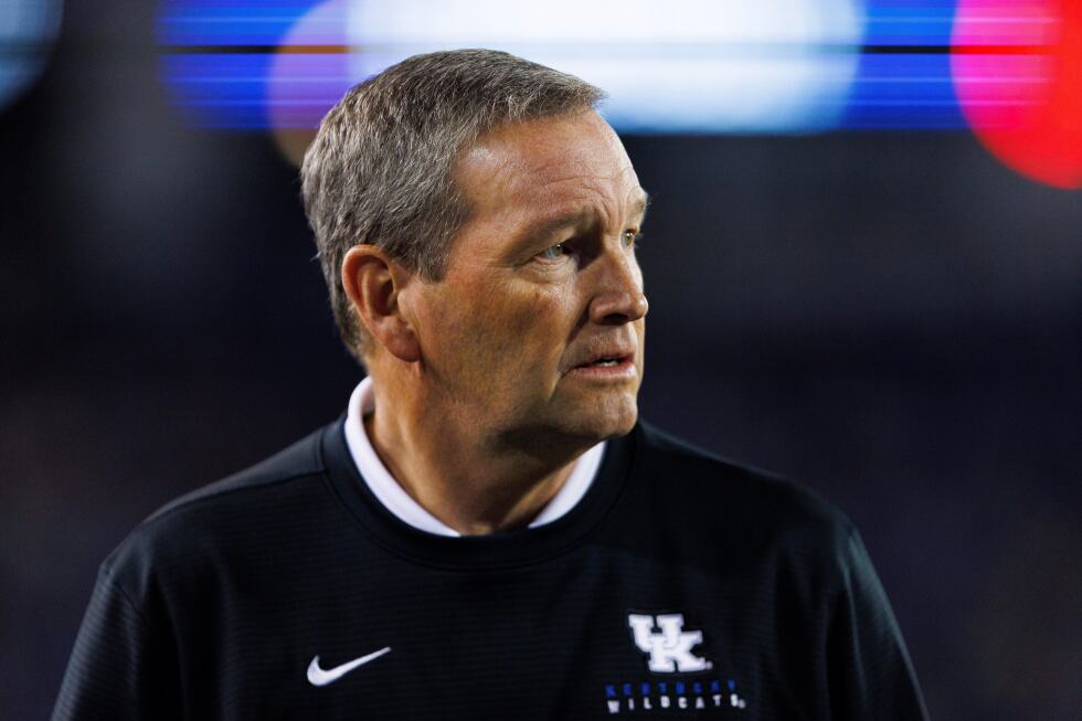 Retiring Kentucky AD Mitch Barnhart won’t take new high-paying role at school