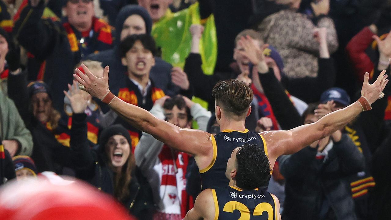AFL 2026: Adelaide forward Ben Keays reacts to ARC backflip ahead of season-defining Showdown