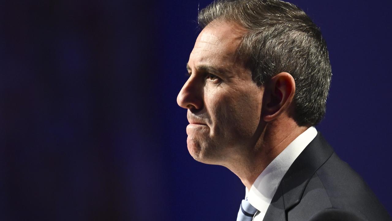 Treasurer orders investors dump shares of WA rare earths miner over Chinese control fears