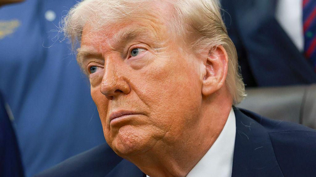 US aviation worker accused of  using work computer to threaten Trump