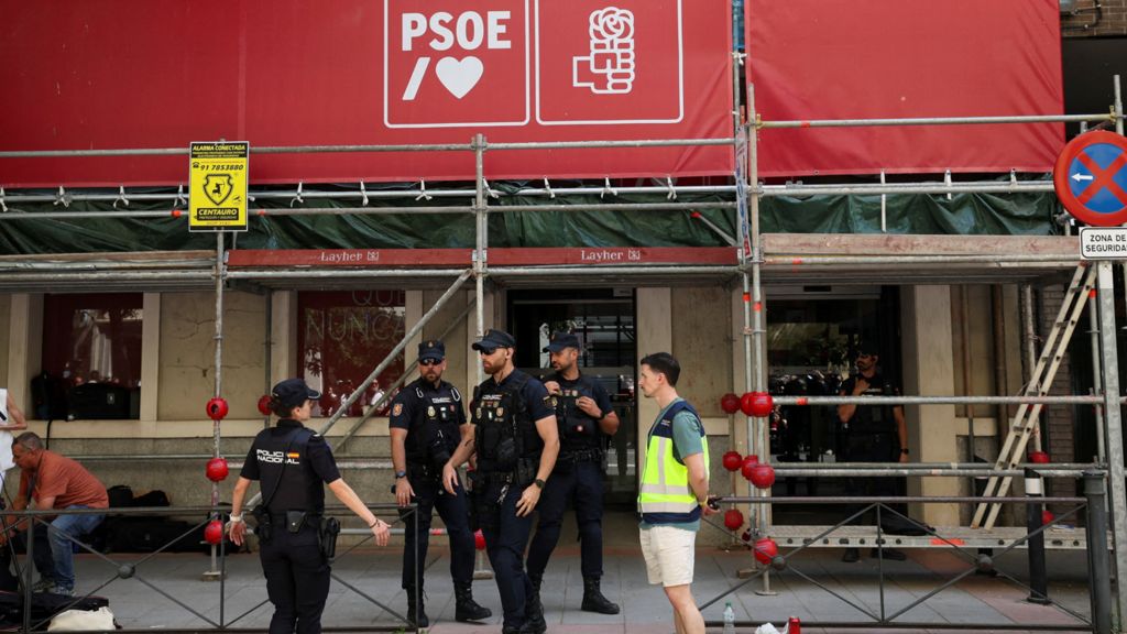 Spanish police raid HQ of governing Socialists as corruption probe escalates
