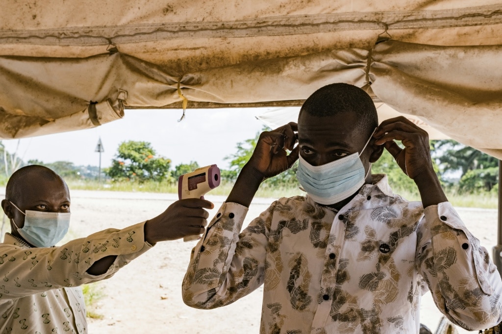 US to screen for Ebola at airports, one American in DR Congo infected
