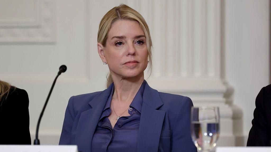 Former US attorney general Pam Bondi testifies in congressional Epstein probe