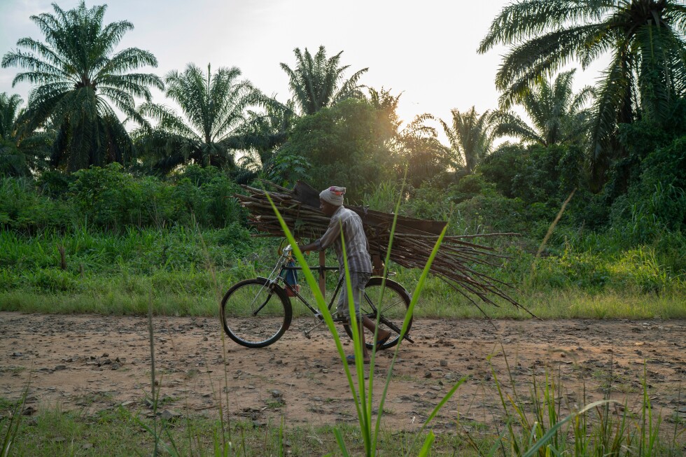 Islamic militants attack Congo villages near Uganda, killing 40 people, local group says