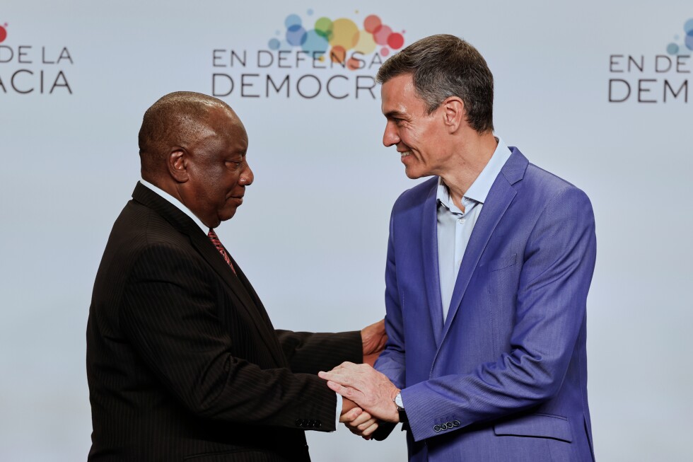 South Africa to establish impeachment committee after president’s cash scandal is revived