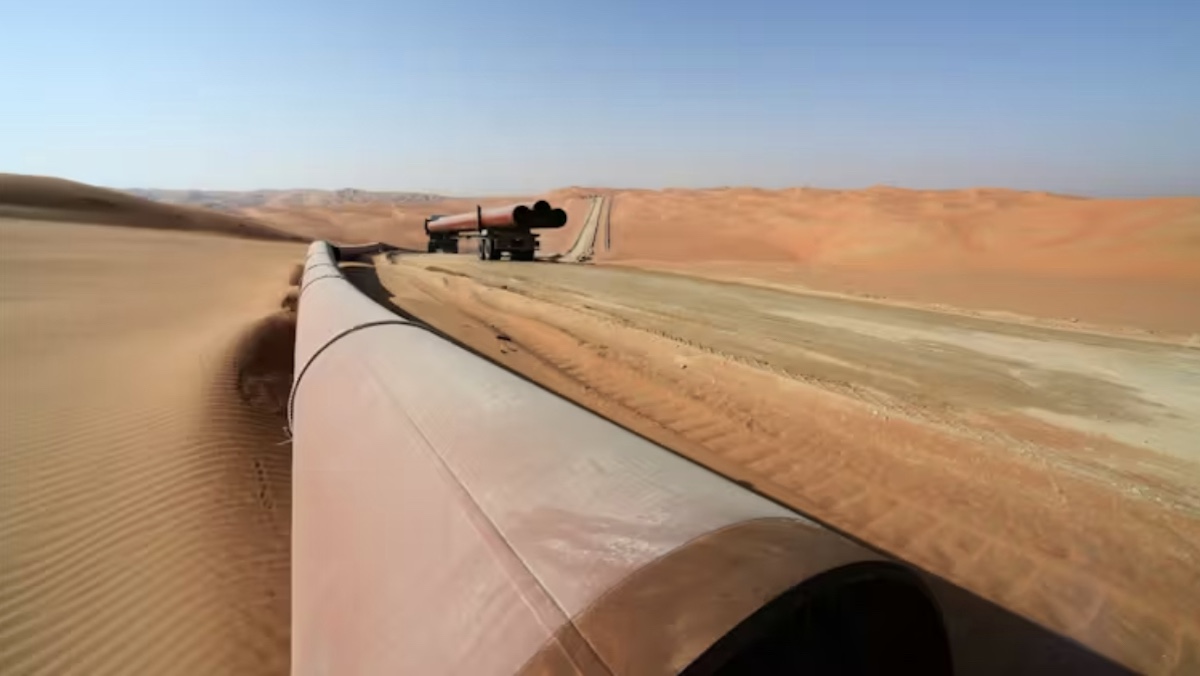 What alternatives do Gulf states have to the Strait of Hormuz?
