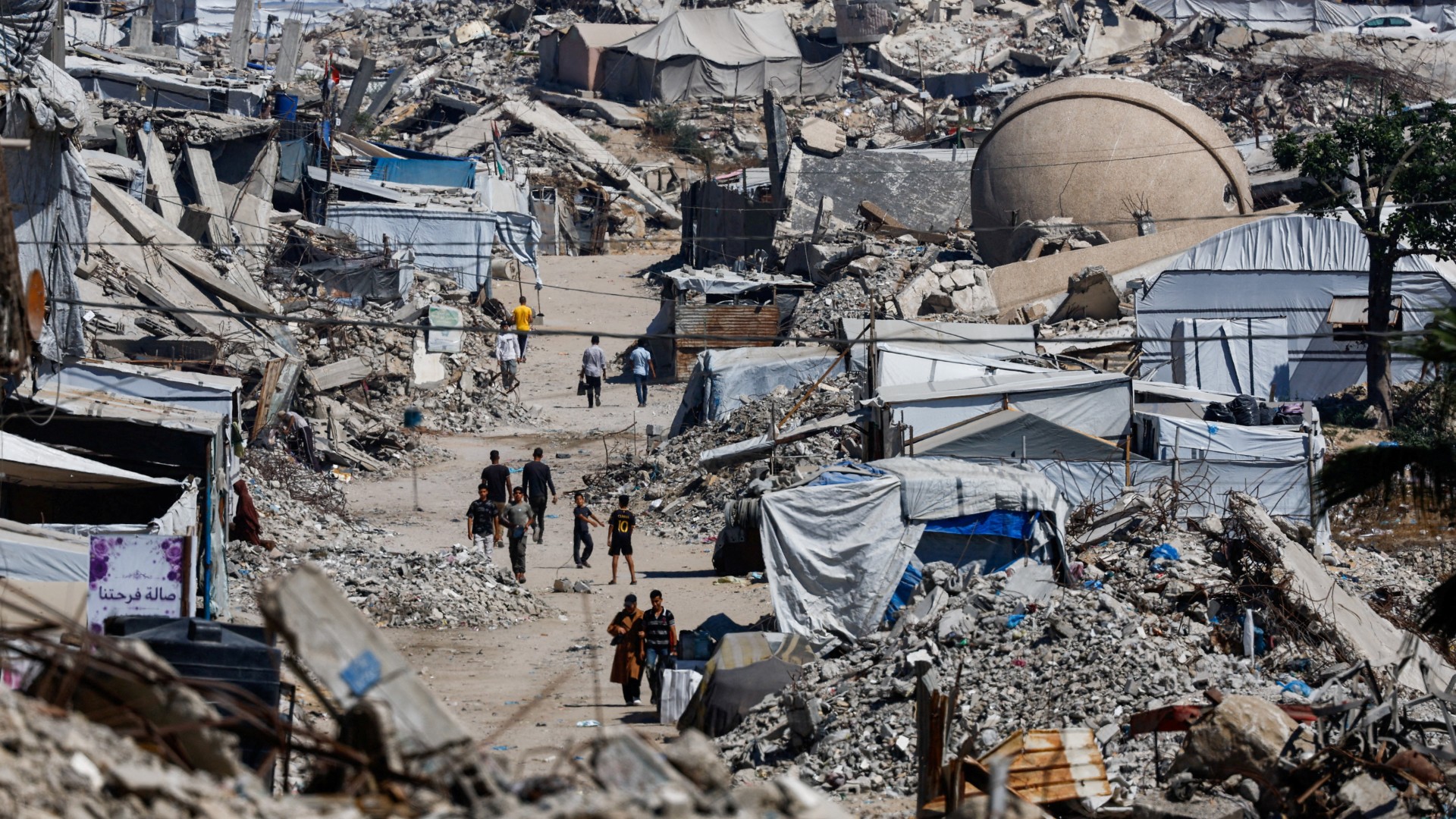 Israeli army ‘murdered father and son’ in Gaza and then dumped bodies