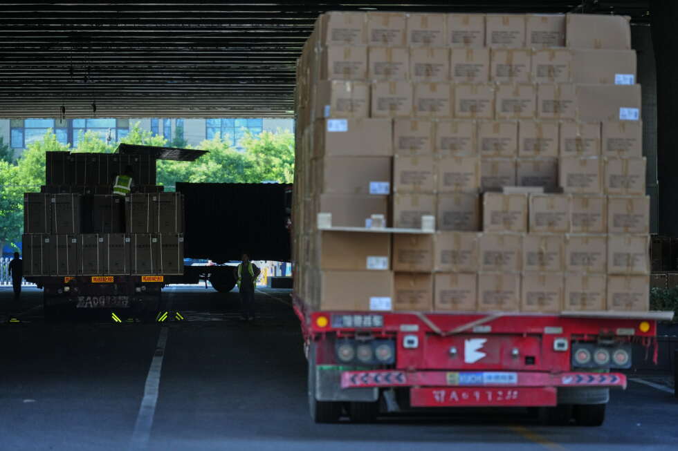 China’s exports jump 19.4% in May from a year earlier, despite Iran war