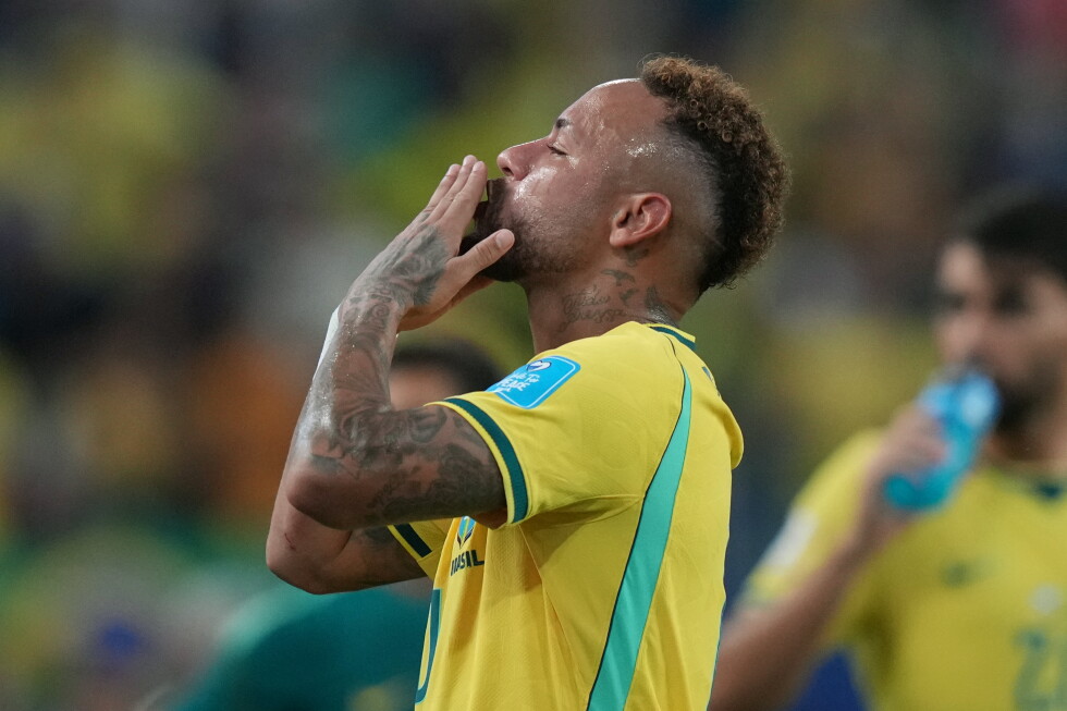 ‘Our idol is back’: Neymar debuts in this World Cup as a sub for Brazil against Scotland