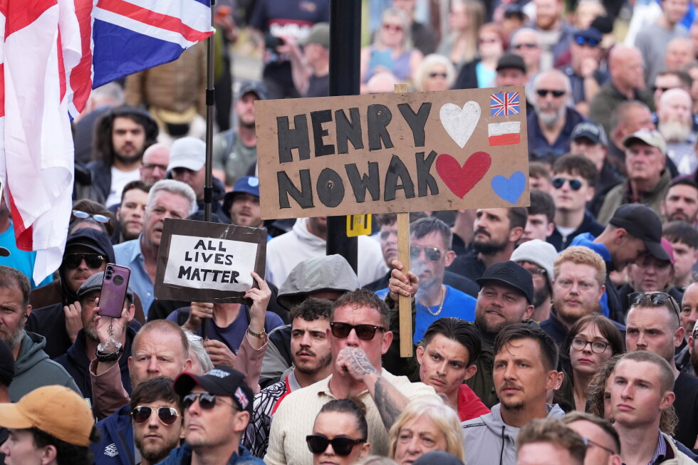 UK police handcuffed teen who died from stab wound in a case stirring race and policing debate