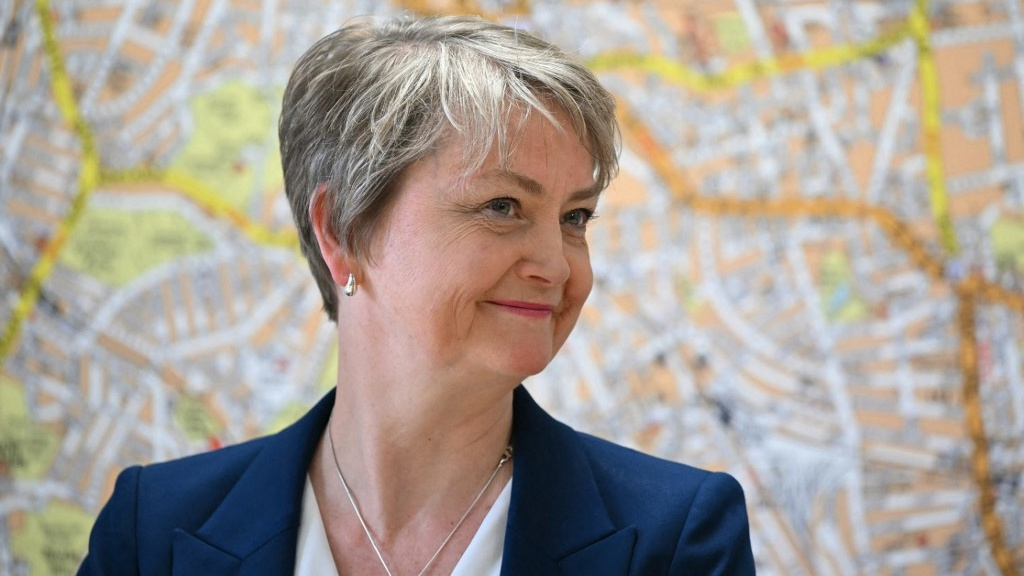 UK says there should be ‘no economic involvement in illegal settlements’ for first time