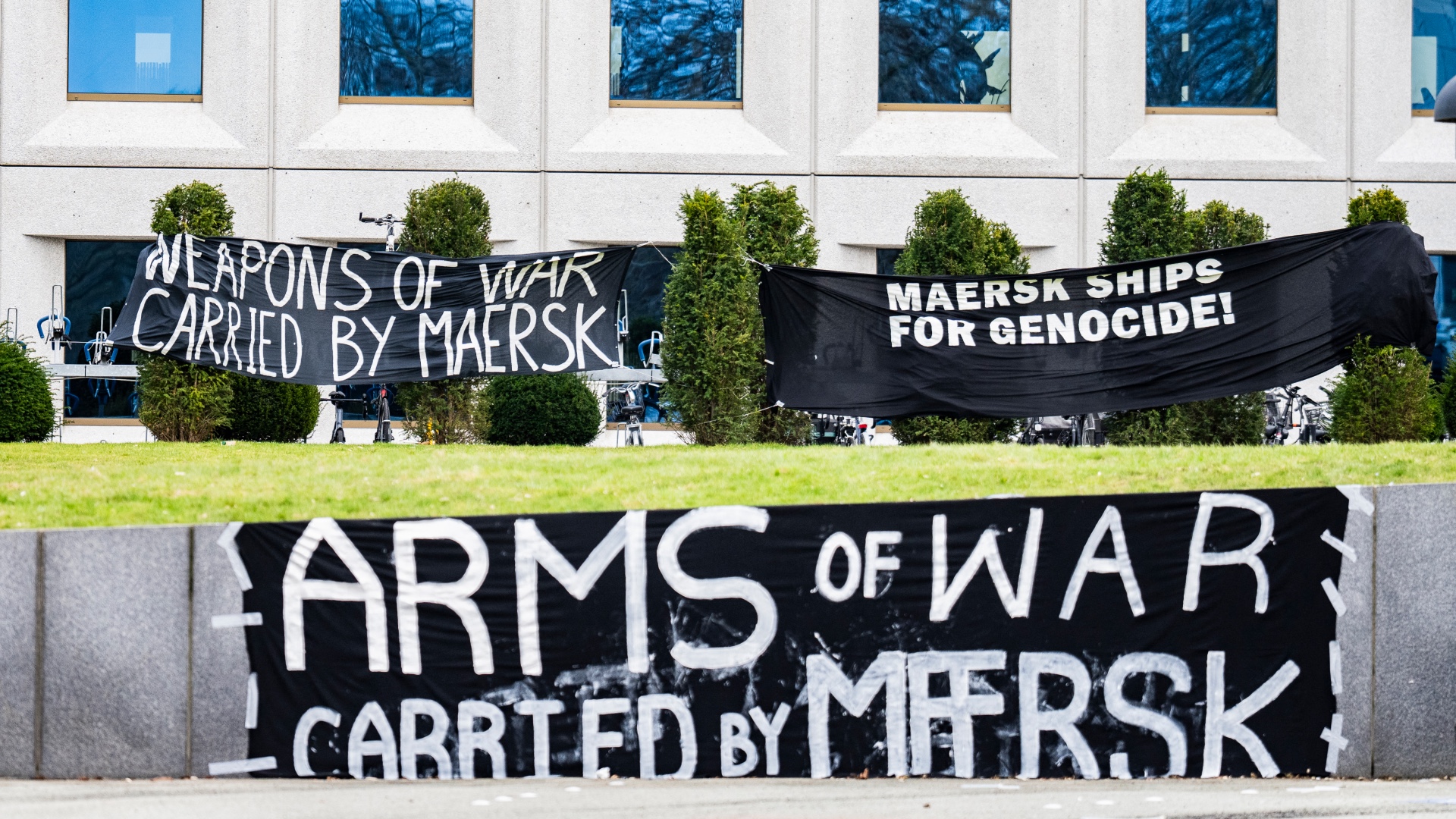 Maersk is still shipping weapons parts to Israel despite denial, new report says