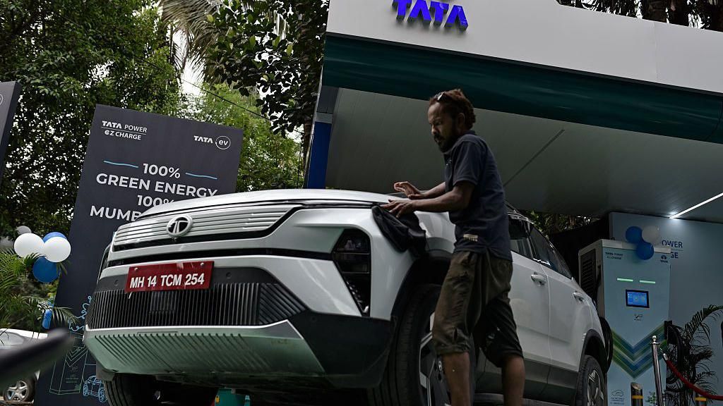 Costly fuel pushes more Indians to buy electric cars but challenges remain