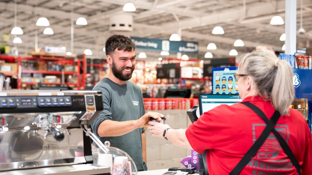Bunnings launches PowerPass Pro Rewards with fuel discounts, store credits and Qantas Points for tradies