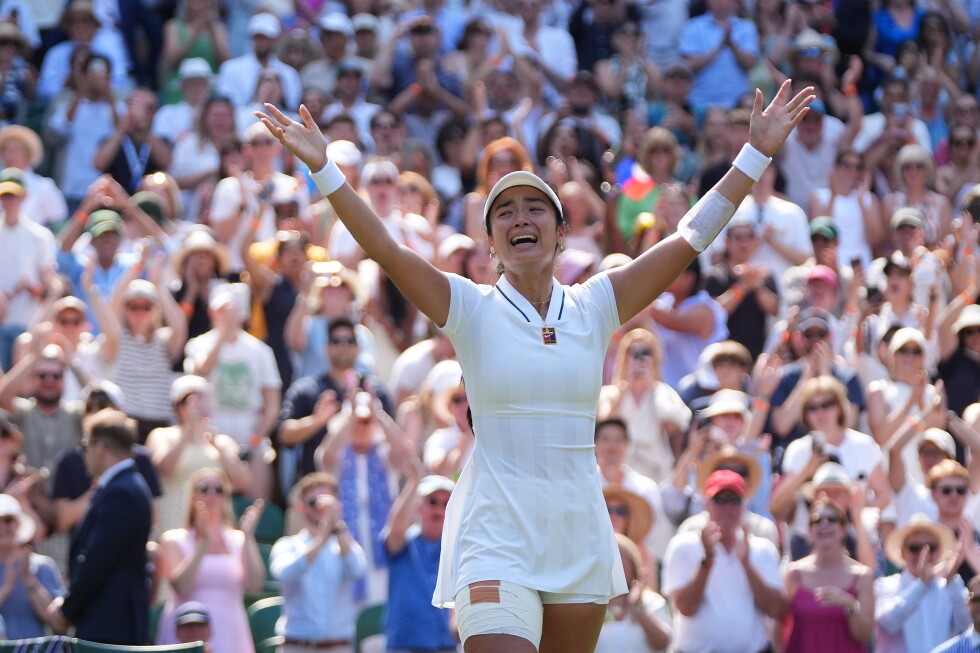 Eala upsets Wimbledon champion Swiatek in win for Philippines, No. 2 seed Rybakina also out