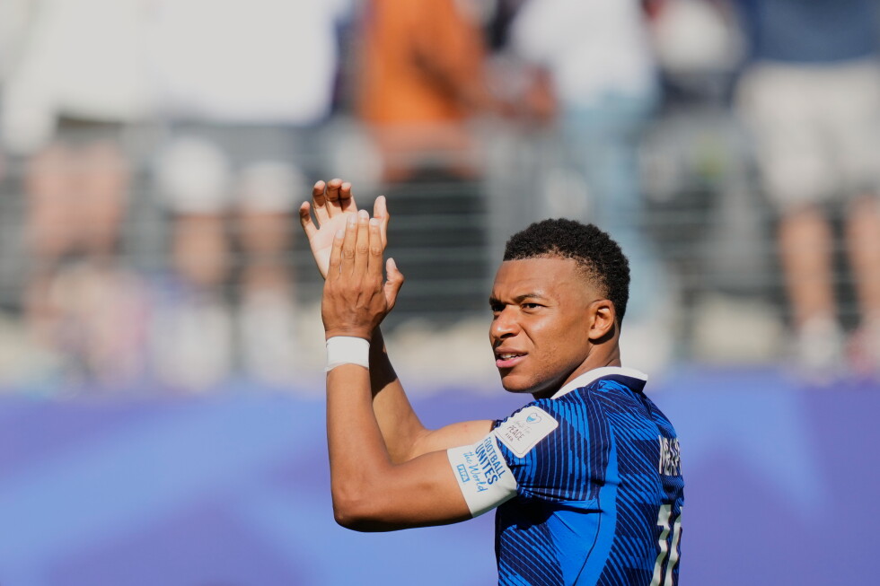 Mbappé is hot for France. The World Cup game against Paraguay is going to be a scorcher in Philly