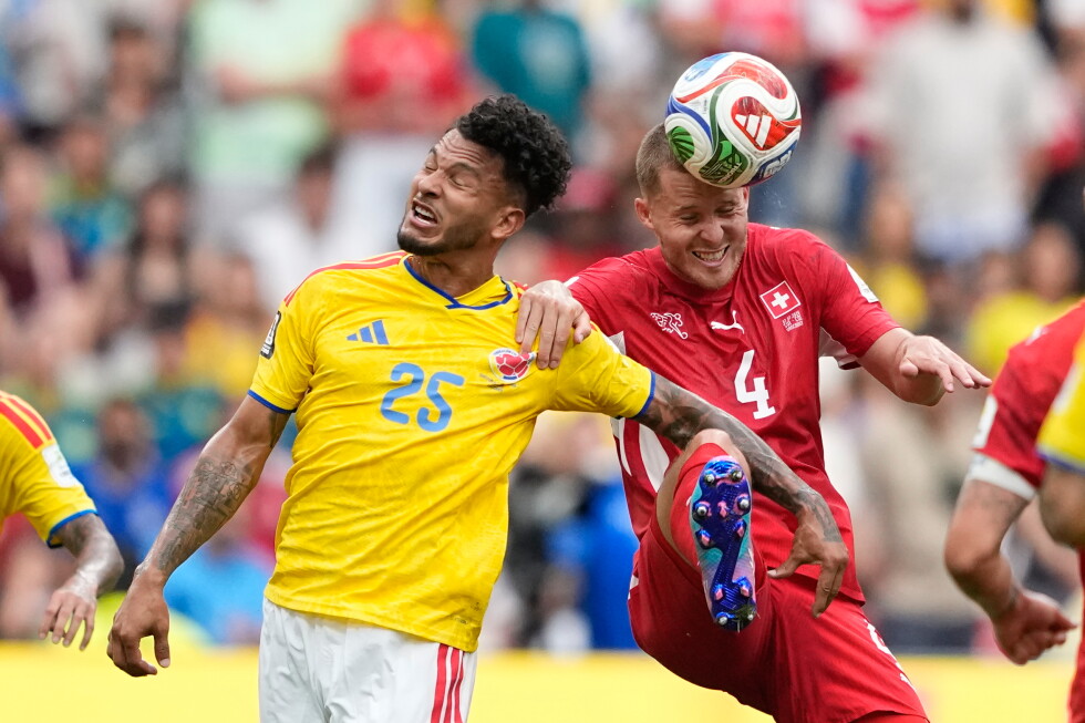 Switzerland and Colombia scoreless at the half as both teams vie for spot in World Cup quarterfinals