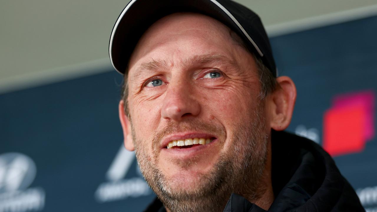 Carlton interim coach Josh Fraser remains coy on applying for permanent top job