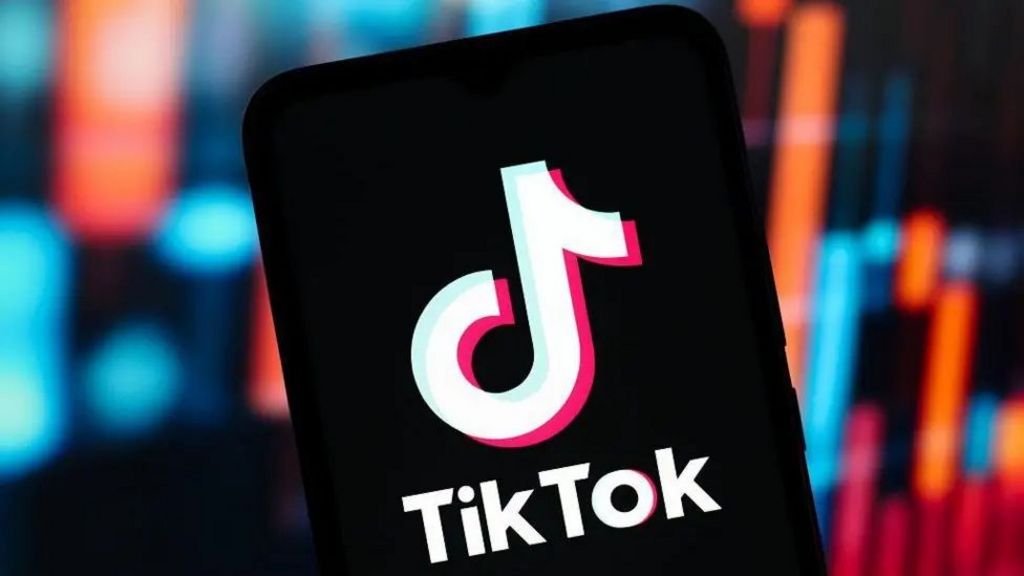 TikTok declines invite to discuss dangerous driving videos