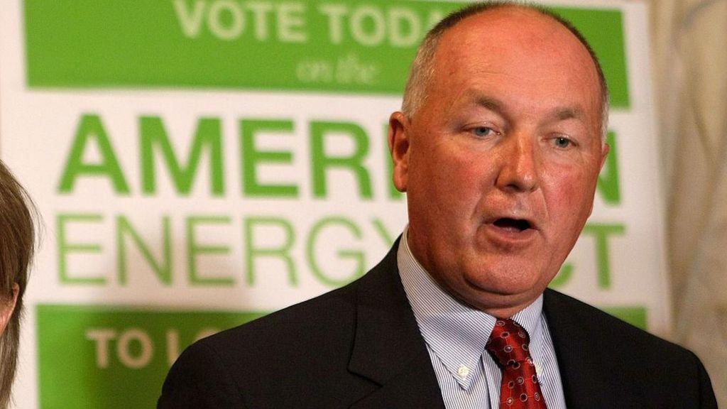 Thousands of Canadians call for US ambassador’s expulsion
