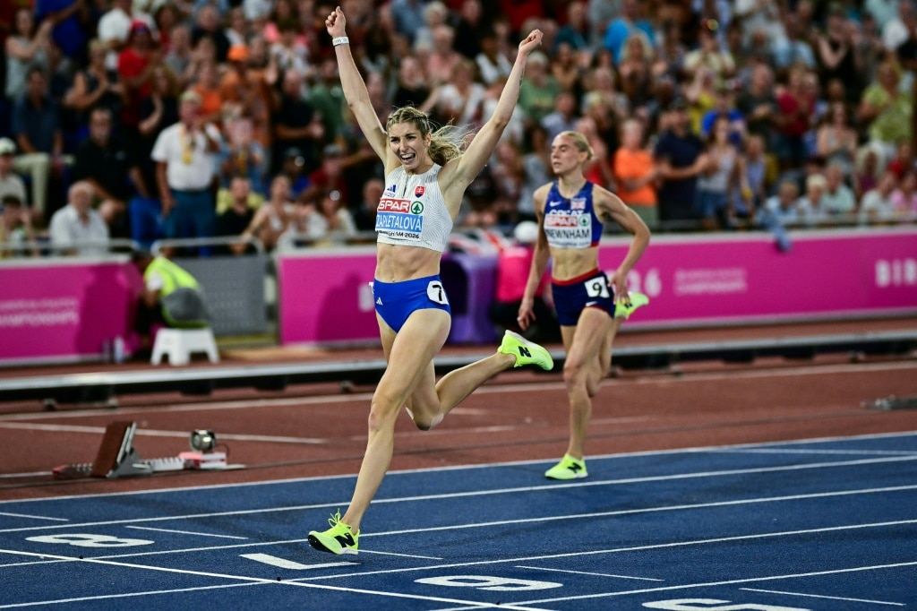 Hometown hero Hudson-Smith basks in Euro glory