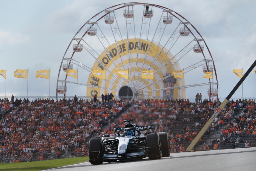 Russell qualifies on pole for sprint race as F1 returns at the Dutch GP