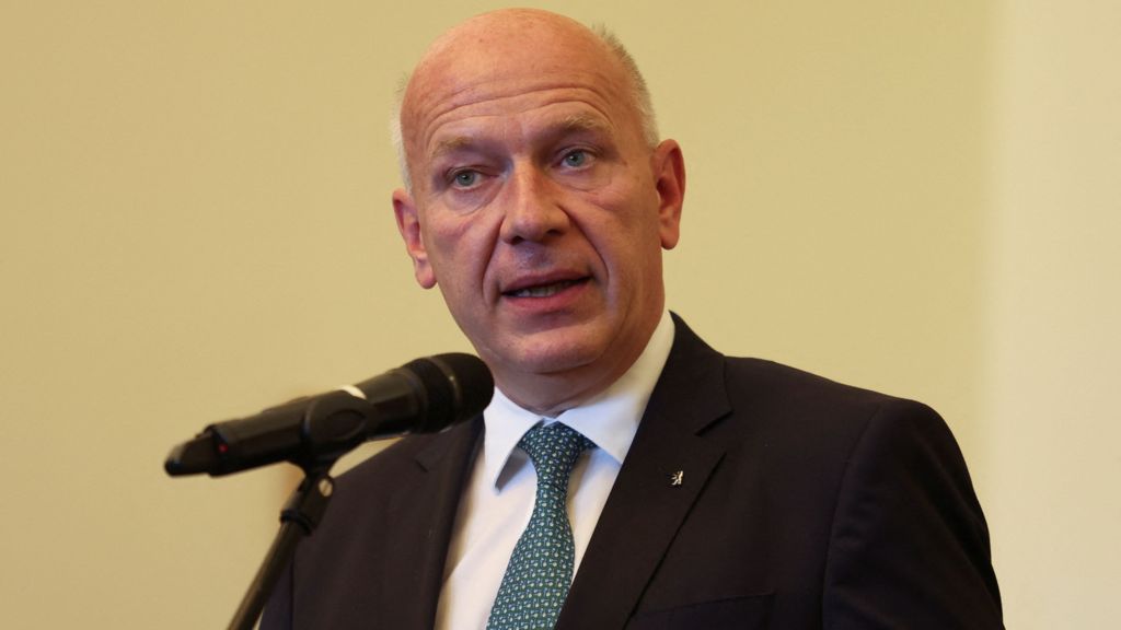 Berlin is being blackmailed by hackers, mayor says