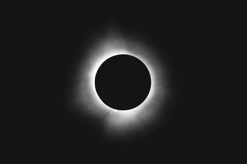 Spain prepares for rare solar eclipse against backdrop of heat and wildfires