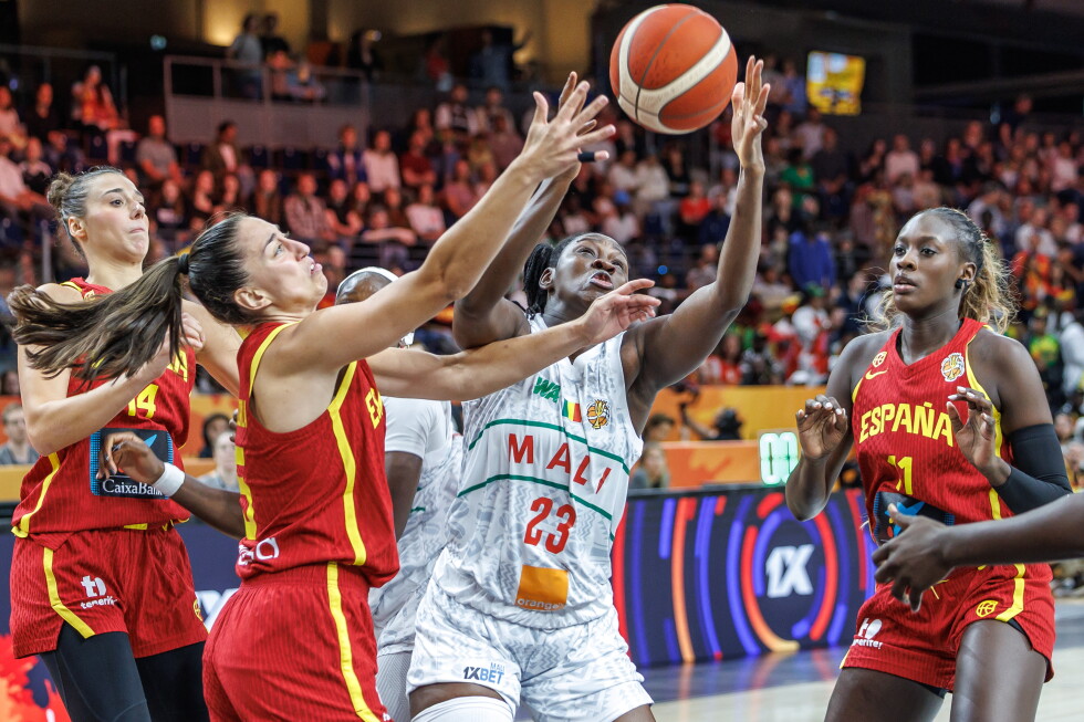 Mali shocks Spain in a Women’s Basketball World Cup stunner; France, Hungary, Germany also win