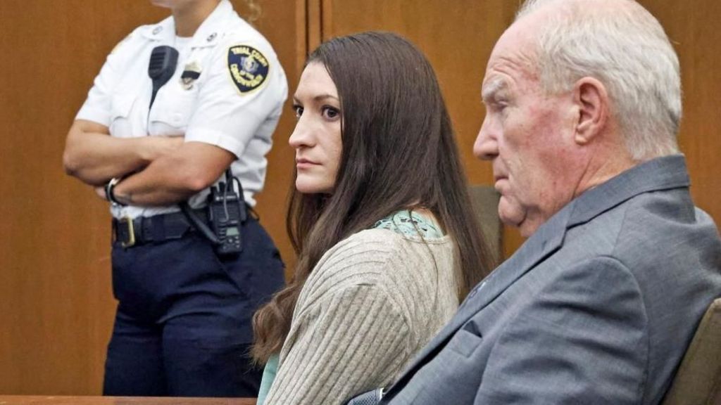 Mistrial declared in Lindsay Clancy murder case, after jury deadlocks